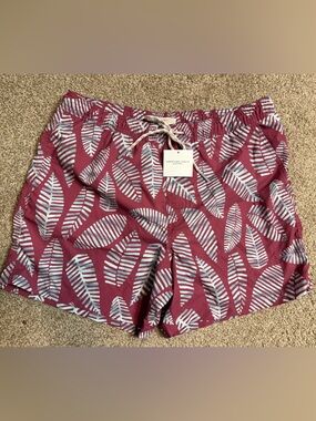 American Eagle Outfitters men’s medium Maroon Swim shorts trunks NWT